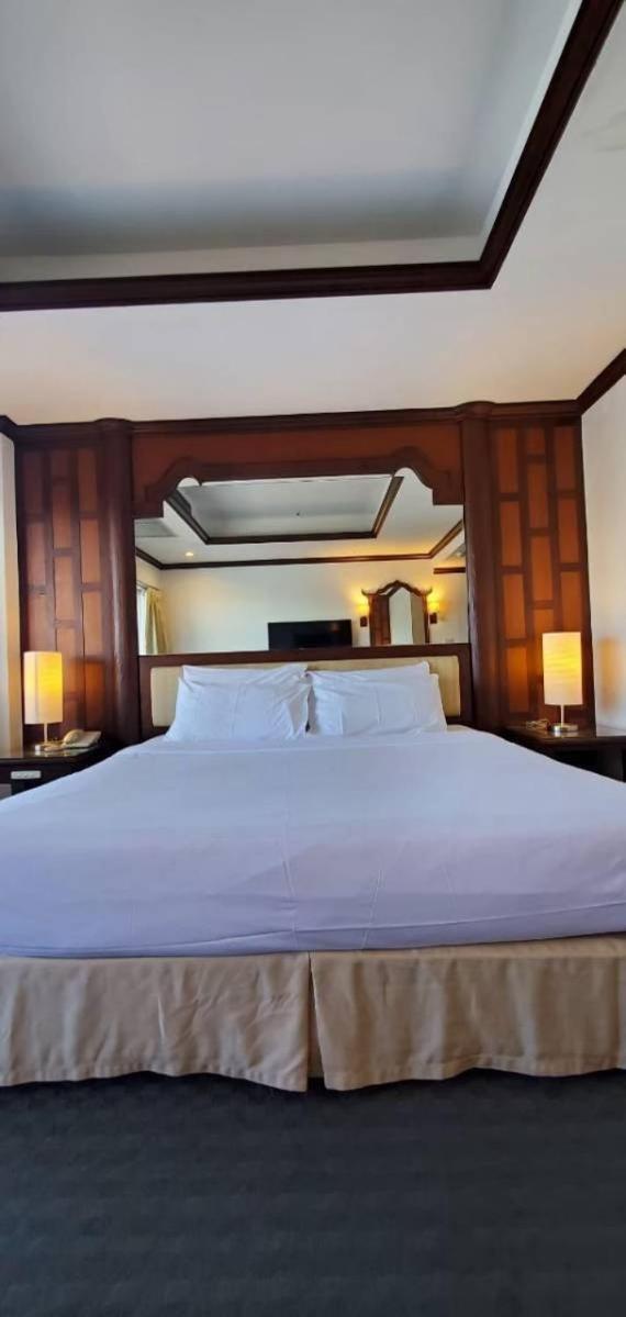 Grand Hotel Pattaya Eksteriør billede