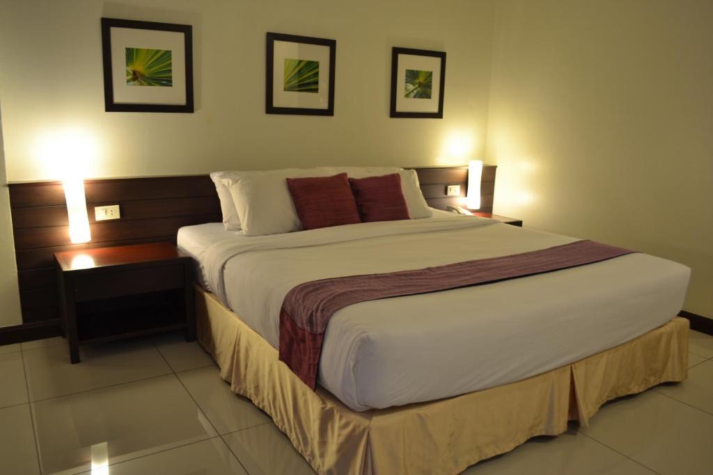 Grand Hotel Pattaya Værelse billede